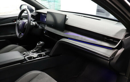 Toyota Camry, 2025 год, 4 387 000 рублей, 10 фотография