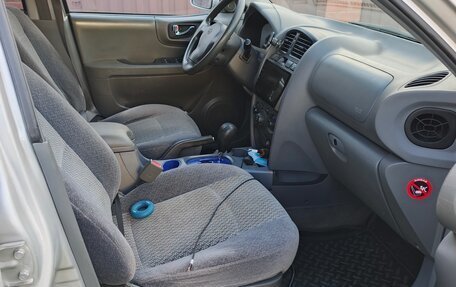 Hyundai Santa Fe III рестайлинг, 2004 год, 360 000 рублей, 9 фотография