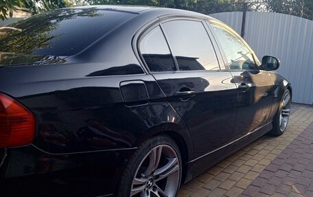 BMW 3 серия, 2005 год, 550 000 рублей, 2 фотография