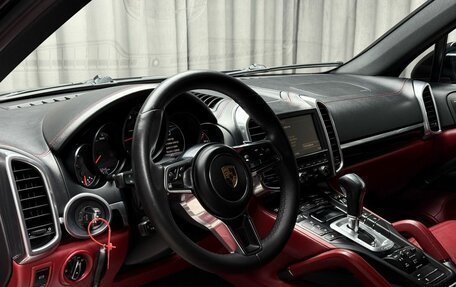 Porsche Cayenne III, 2015 год, 2 599 000 рублей, 7 фотография
