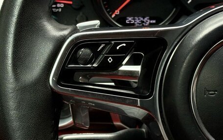 Porsche Cayenne III, 2015 год, 2 599 000 рублей, 14 фотография