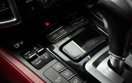 Porsche Cayenne III, 2015 год, 2 599 000 рублей, 25 фотография