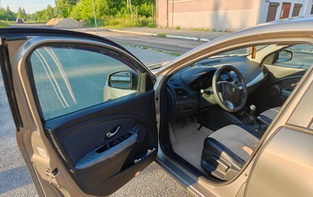 Renault Megane III, 2011 год, 725 000 рублей, 17 фотография
