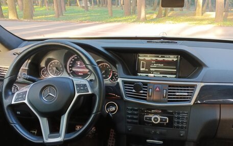 Mercedes-Benz E-Класс, 2011 год, 1 190 000 рублей, 15 фотография