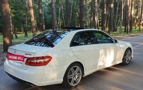 Mercedes-Benz E-Класс, 2011 год, 1 190 000 рублей, 8 фотография