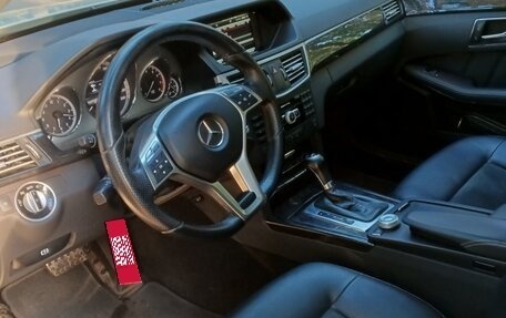 Mercedes-Benz E-Класс, 2011 год, 1 190 000 рублей, 13 фотография