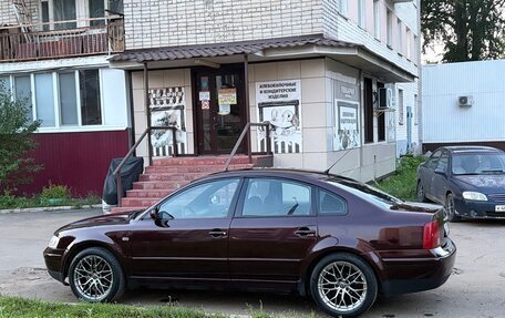 Volkswagen Passat B5+ рестайлинг, 1997 год, 260 000 рублей, 2 фотография