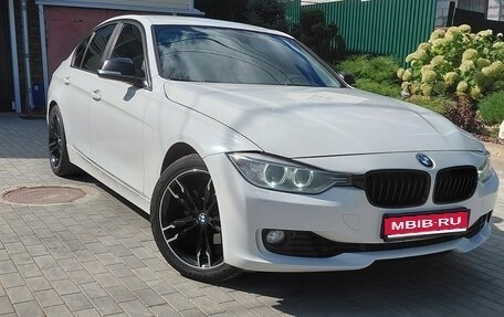 BMW 3 серия, 2013 год, 1 230 000 рублей, 1 фотография