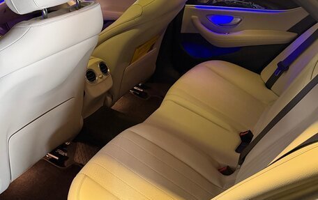 Mercedes-Benz E-Класс, 2021 год, 5 250 000 рублей, 9 фотография