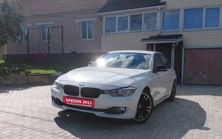 BMW 3 серия, 2013 год, 1 230 000 рублей, 12 фотография