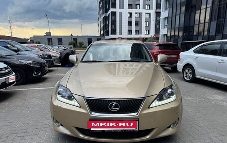 Lexus IS II рестайлинг 2, 2007 год, 1 100 000 рублей, 2 фотография
