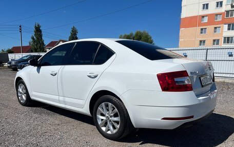 Skoda Octavia, 2017 год, 1 750 000 рублей, 5 фотография