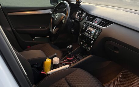Skoda Octavia, 2017 год, 1 750 000 рублей, 10 фотография