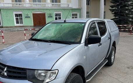 Mitsubishi L200 IV рестайлинг, 2015 год, 1 250 000 рублей, 10 фотография