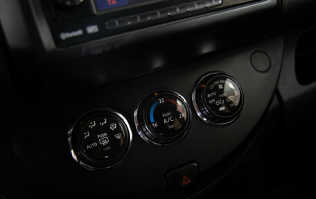 Nissan Note II рестайлинг, 2013 год, 899 000 рублей, 15 фотография