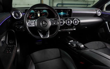 Mercedes-Benz CLA, 2019 год, 2 675 000 рублей, 6 фотография