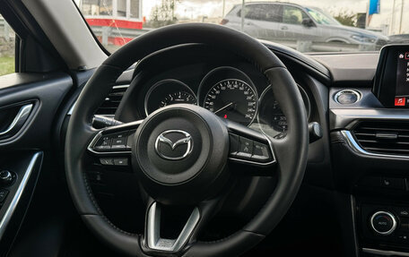 Mazda 6, 2018 год, 1 877 000 рублей, 14 фотография