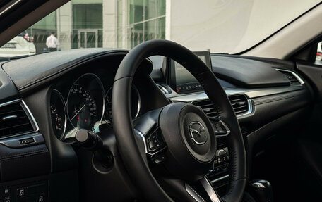 Mazda 6, 2018 год, 1 877 000 рублей, 13 фотография
