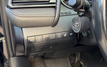 Toyota Camry, 2022 год, 3 140 000 рублей, 11 фотография