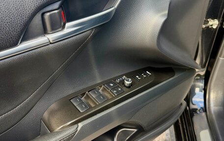 Toyota Camry, 2022 год, 3 140 000 рублей, 10 фотография