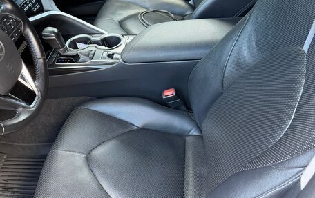 Toyota Camry, 2022 год, 3 140 000 рублей, 9 фотография