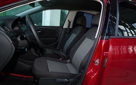 Volkswagen Polo VI (EU Market), 2011 год, 677 000 рублей, 10 фотография