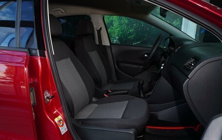 Volkswagen Polo VI (EU Market), 2011 год, 677 000 рублей, 8 фотография