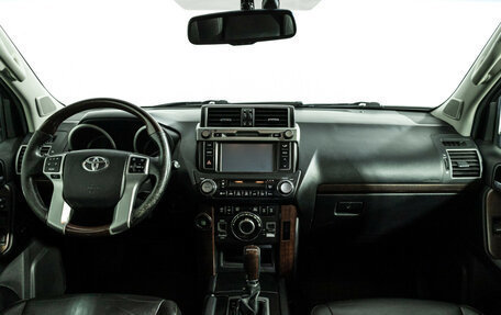 Toyota Land Cruiser Prado 150 рестайлинг 2, 2014 год, 2 499 777 рублей, 13 фотография