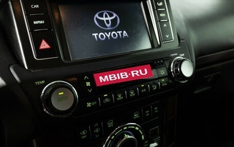 Toyota Land Cruiser Prado 150 рестайлинг 2, 2014 год, 2 499 777 рублей, 17 фотография