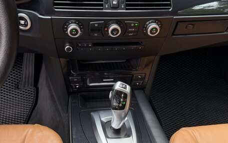 BMW 5 серия, 2009 год, 1 700 000 рублей, 11 фотография