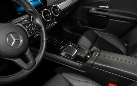 Mercedes-Benz GLB, 2020 год, 2 830 000 рублей, 13 фотография
