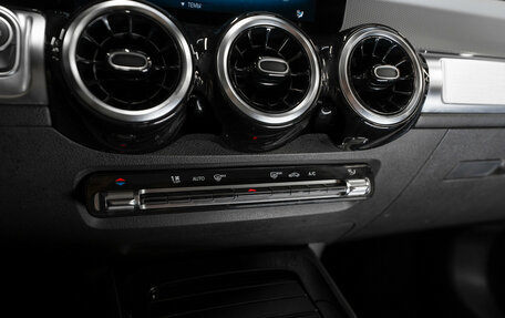 Mercedes-Benz GLB, 2020 год, 2 830 000 рублей, 26 фотография