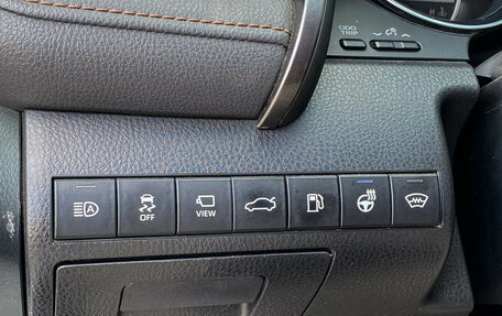 Toyota Camry, 2018 год, 3 290 000 рублей, 19 фотография