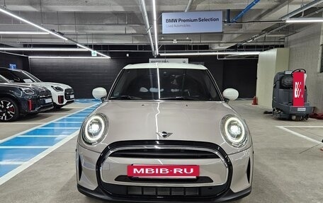 MINI Hatch, 2022 год, 2 050 000 рублей, 2 фотография
