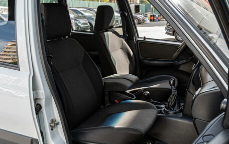 Chevrolet Niva I рестайлинг, 2019 год, 815 000 рублей, 8 фотография