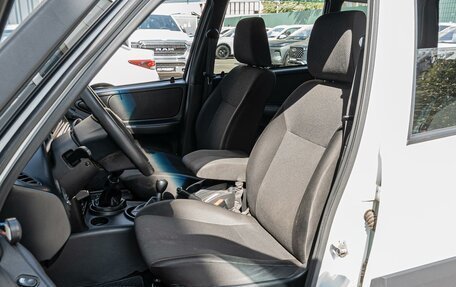 Chevrolet Niva I рестайлинг, 2019 год, 815 000 рублей, 10 фотография