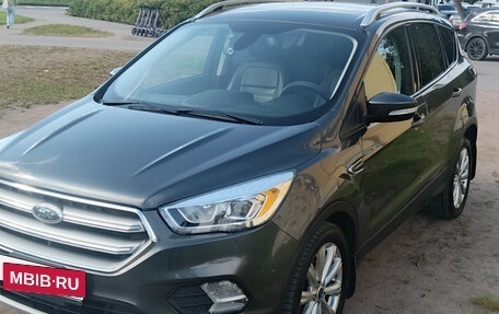 Ford Escape III, 2017 год, 1 500 000 рублей, 1 фотография