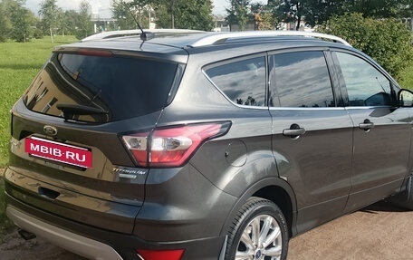 Ford Escape III, 2017 год, 1 500 000 рублей, 3 фотография