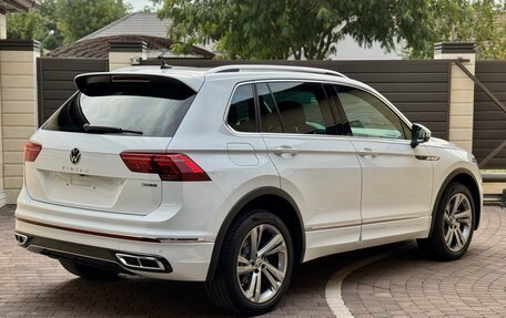 Volkswagen Tiguan II, 2021 год, 3 679 000 рублей, 8 фотография