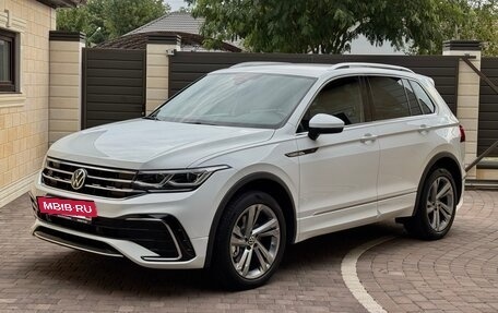 Volkswagen Tiguan II, 2021 год, 3 679 000 рублей, 5 фотография