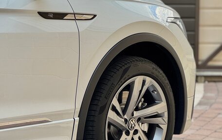 Volkswagen Tiguan II, 2021 год, 3 679 000 рублей, 11 фотография
