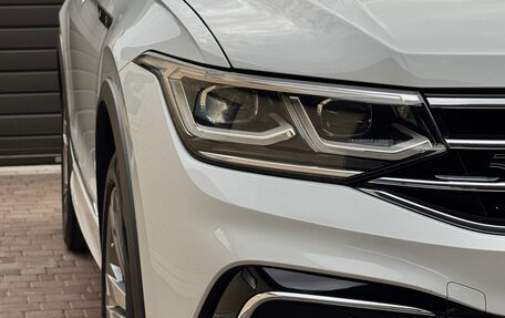 Volkswagen Tiguan II, 2021 год, 3 679 000 рублей, 13 фотография