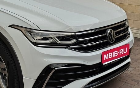 Volkswagen Tiguan II, 2021 год, 3 679 000 рублей, 12 фотография