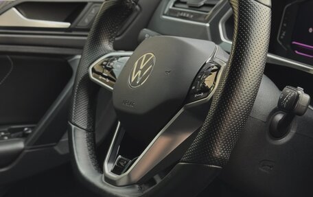 Volkswagen Tiguan II, 2021 год, 3 679 000 рублей, 32 фотография