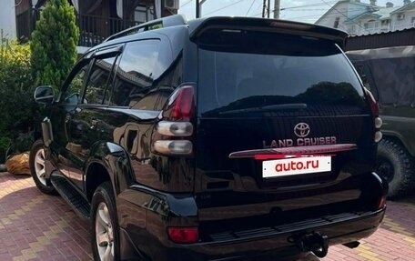 Toyota Land Cruiser Prado 120 рестайлинг, 2006 год, 2 500 000 рублей, 2 фотография