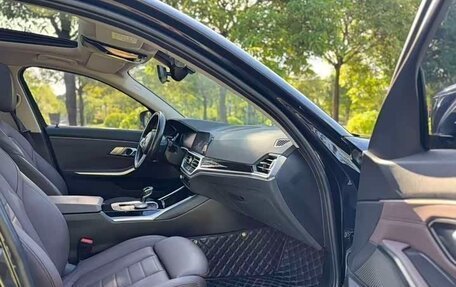 BMW 3 серия, 2023 год, 3 350 000 рублей, 10 фотография