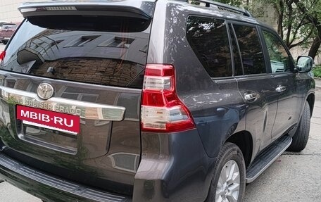 Toyota Land Cruiser Prado 150 рестайлинг 2, 2014 год, 3 399 000 рублей, 14 фотография