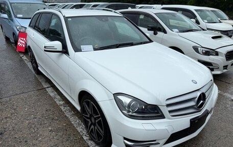Mercedes-Benz C-Класс, 2013 год, 1 200 000 рублей, 2 фотография