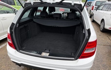 Mercedes-Benz C-Класс, 2013 год, 1 200 000 рублей, 24 фотография