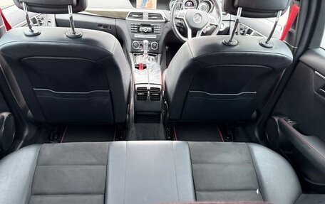 Mercedes-Benz C-Класс, 2013 год, 1 200 000 рублей, 28 фотография